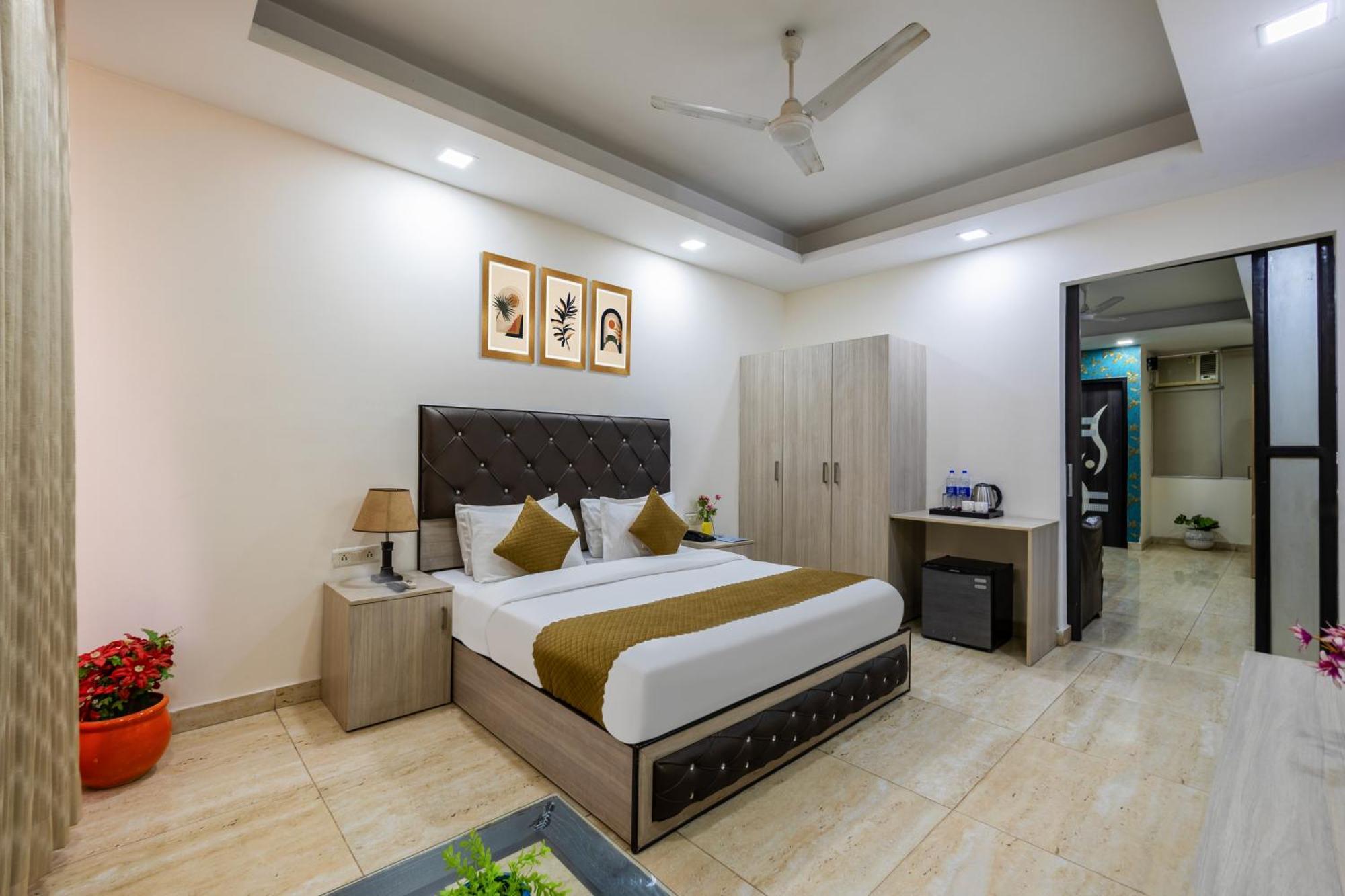 Kabul Hotel By Nexhub Palace - Medanta Гургаон Екстериор снимка