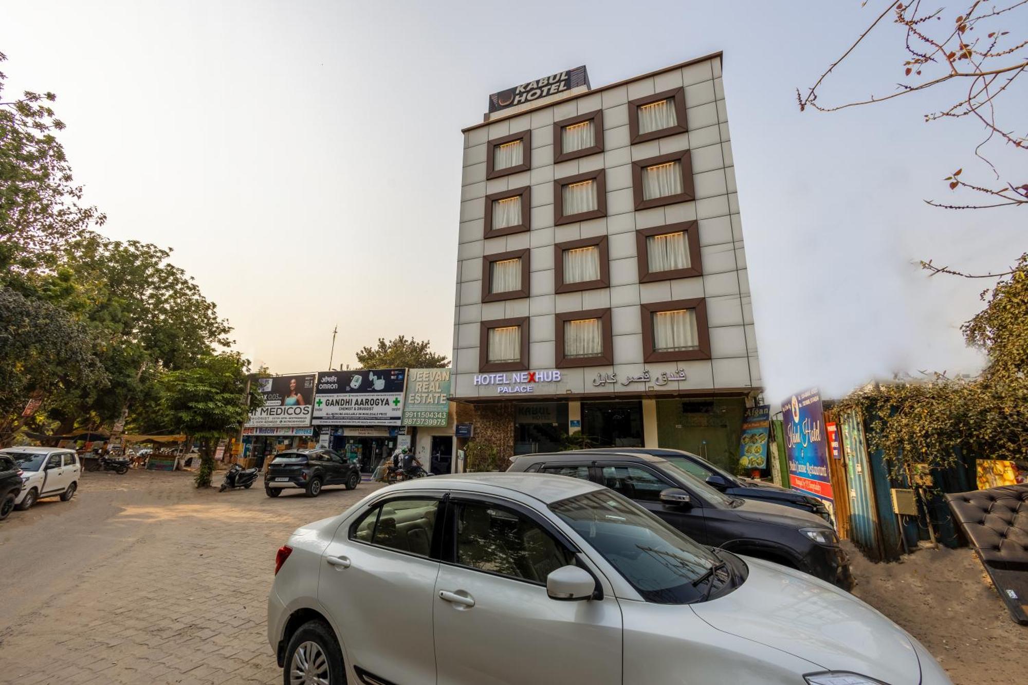 Kabul Hotel By Nexhub Palace - Medanta Гургаон Екстериор снимка