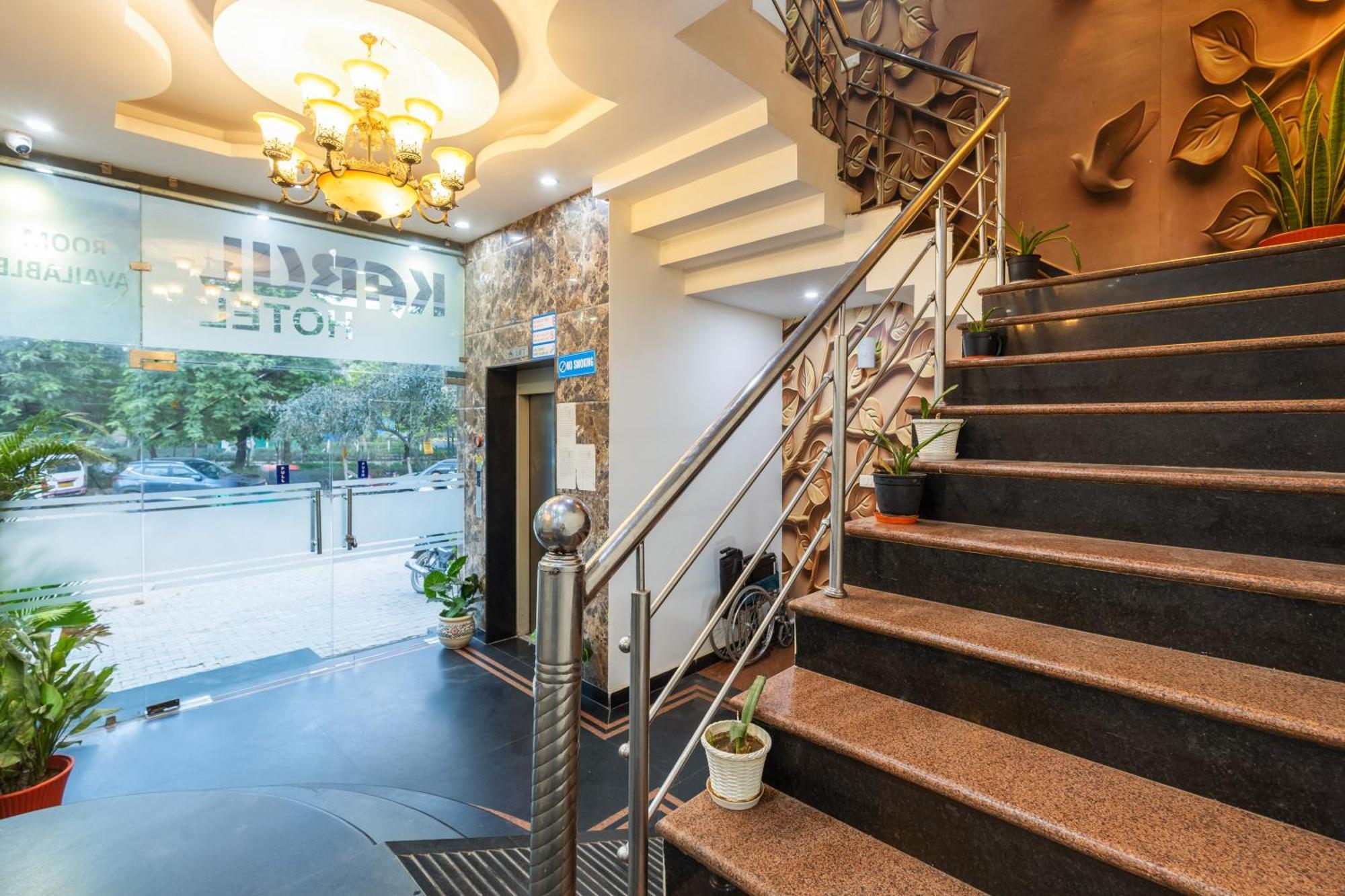 Kabul Hotel By Nexhub Palace - Medanta Гургаон Екстериор снимка