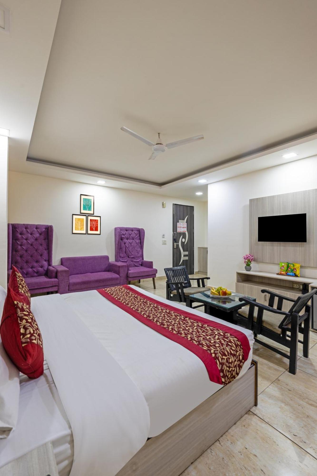 Kabul Hotel By Nexhub Palace - Medanta Гургаон Екстериор снимка